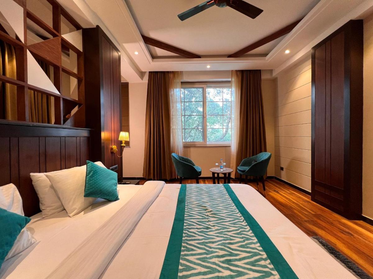 Hotel La Eden Mussoorie Esterno foto
