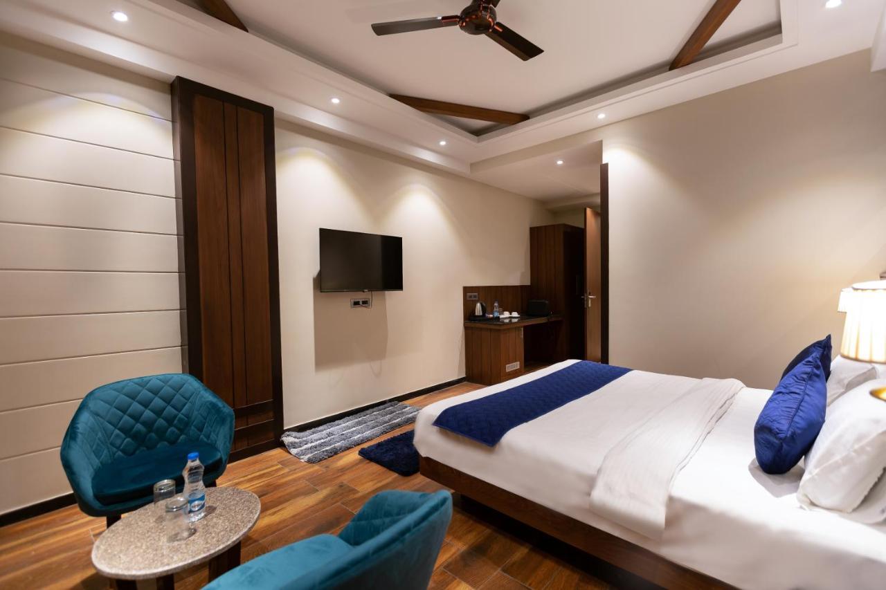 Hotel La Eden Mussoorie Esterno foto
